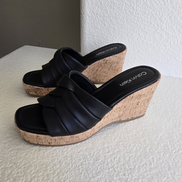 Calvin Klein Kcheyla Black Cork Wedge Mules - Picture 3 of 6